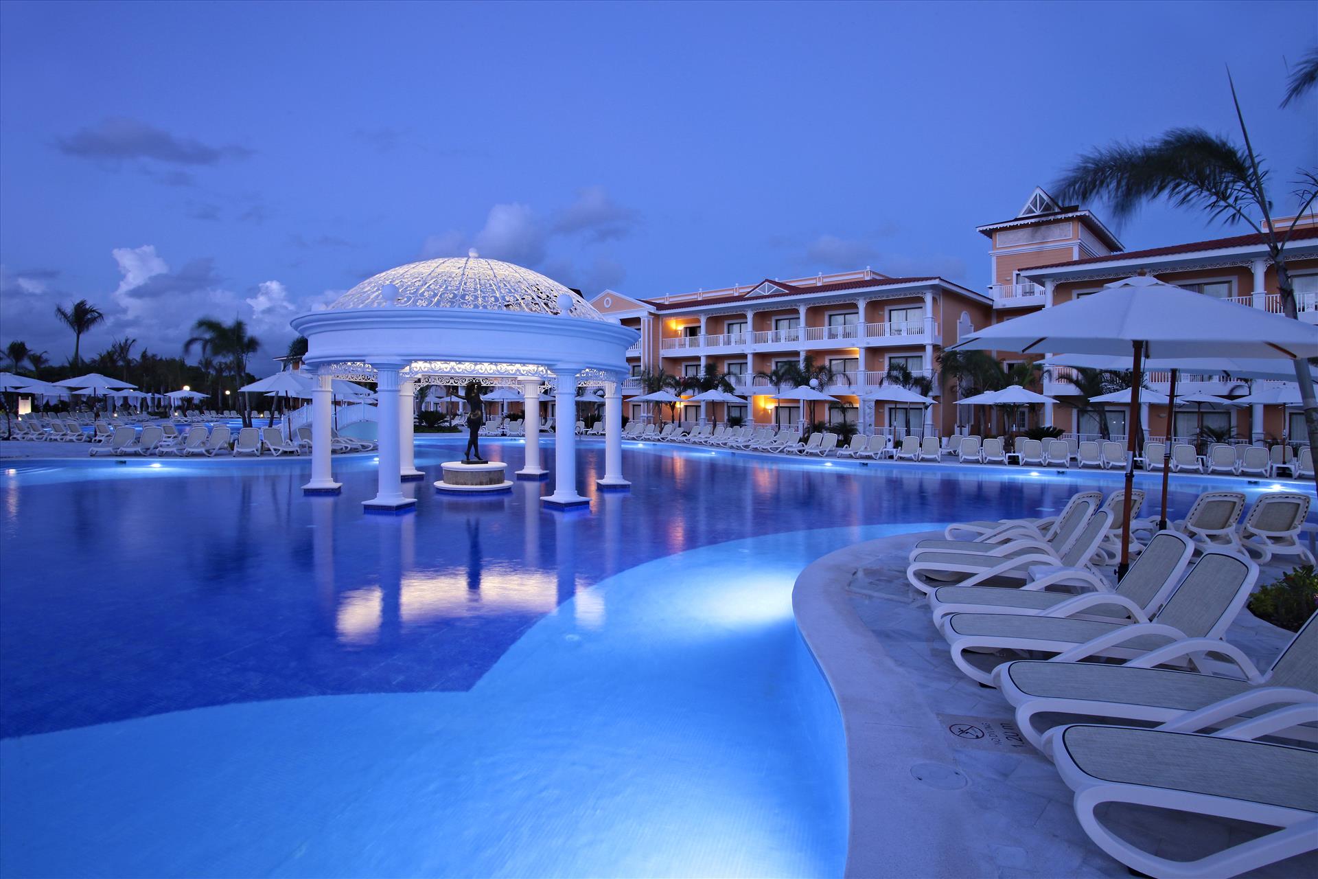 Vacaciones en Bahia Principe Grand Aquamarine Punta Cana en Temporada Baja